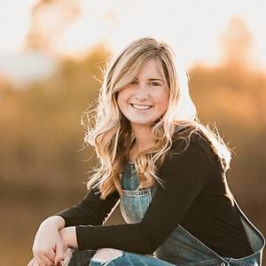 Meet your Posher, Hailey